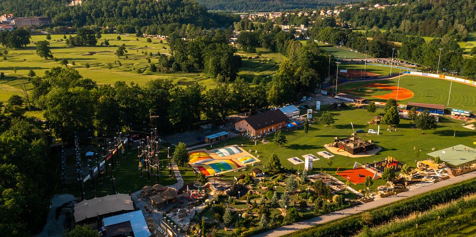 Sports and relaxation area