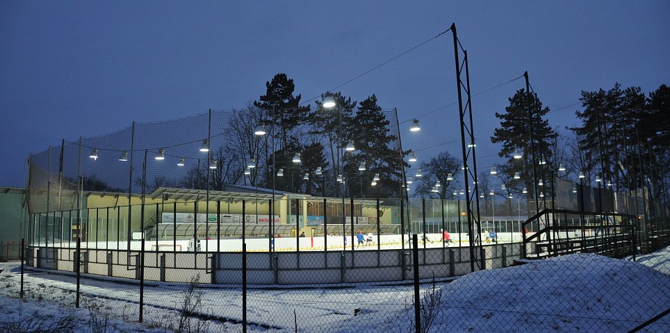 Zimní stadion